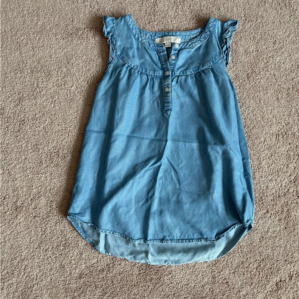 Women’s Loft XS Sleeveless Shirt